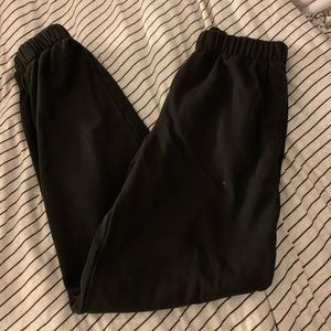 Brandy Melville joggers: brand new
